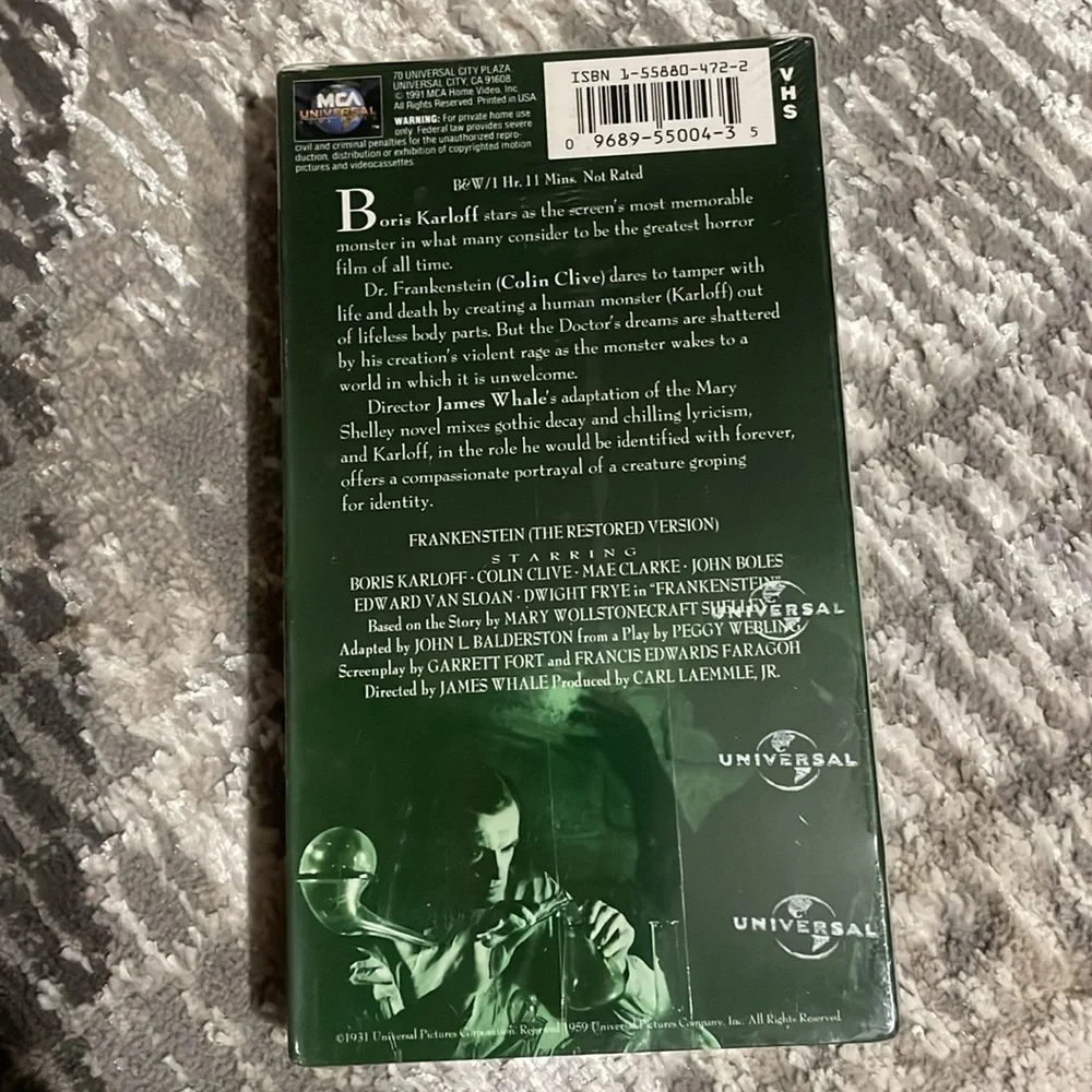 Two NEW in package Dracula & Frankenstein (Horror)classic collection VHS tapes - Picture 3 of 7